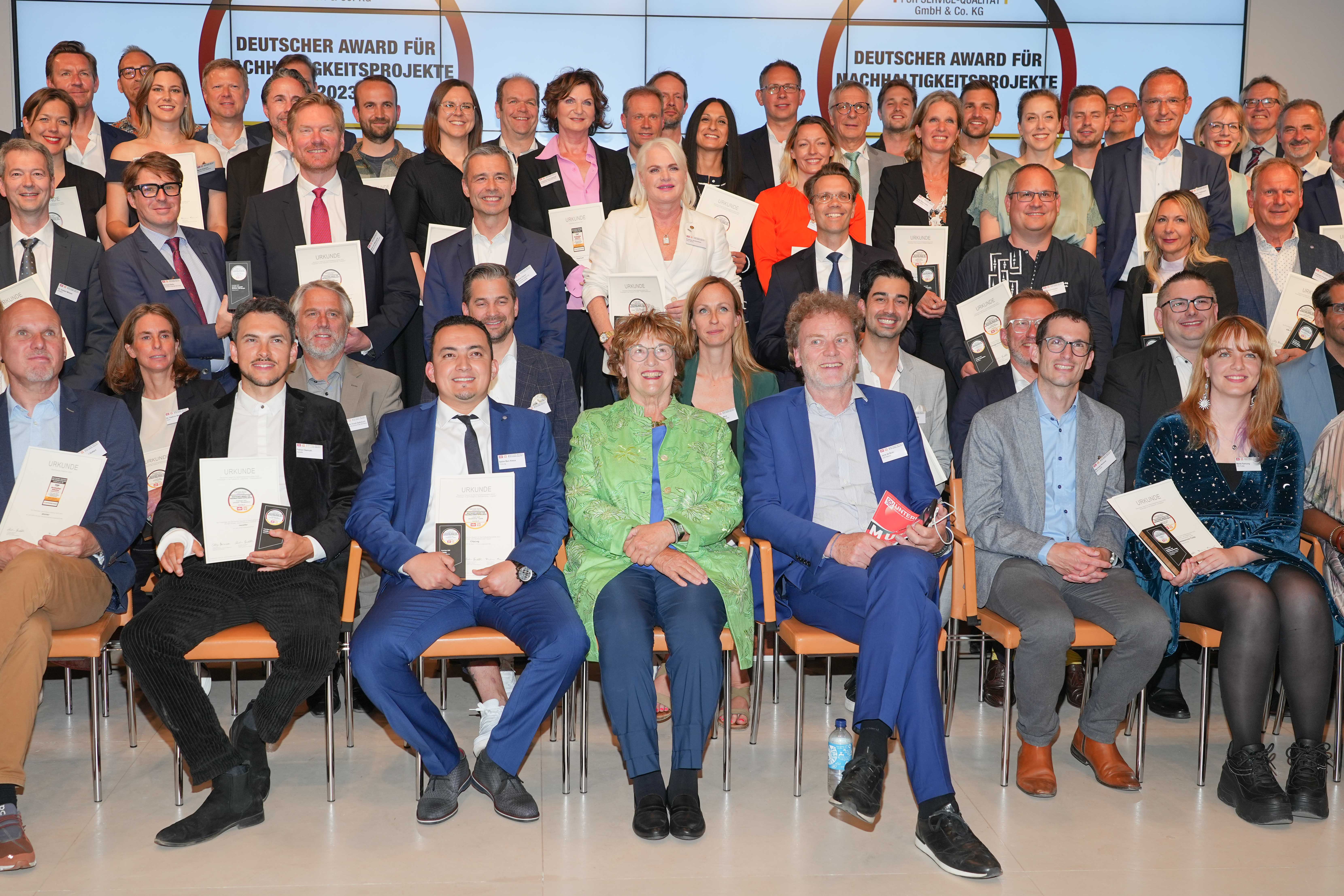 Preview image for MAC gewinnt "Award Deutscher Nachhaltigkeitsprojekte 2023" und "European Green Award 2023"